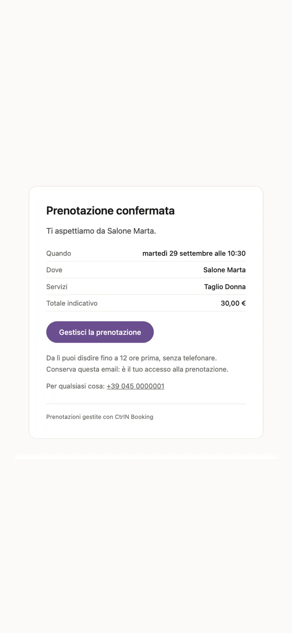 L'email di conferma con giorno, ora, servizio, totale e il pulsante per gestire la prenotazione